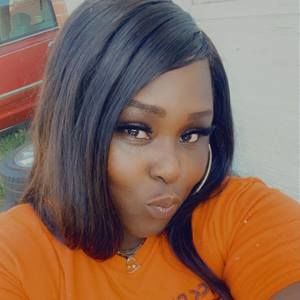 Meet your Posher, Lavonia